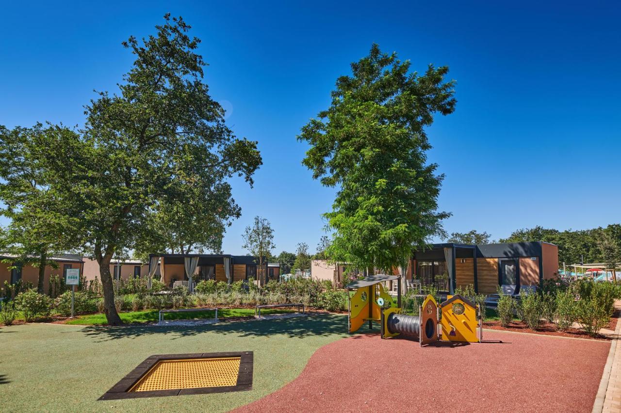Camping Park Umag Mobile Homes Karigador Exteriör bild