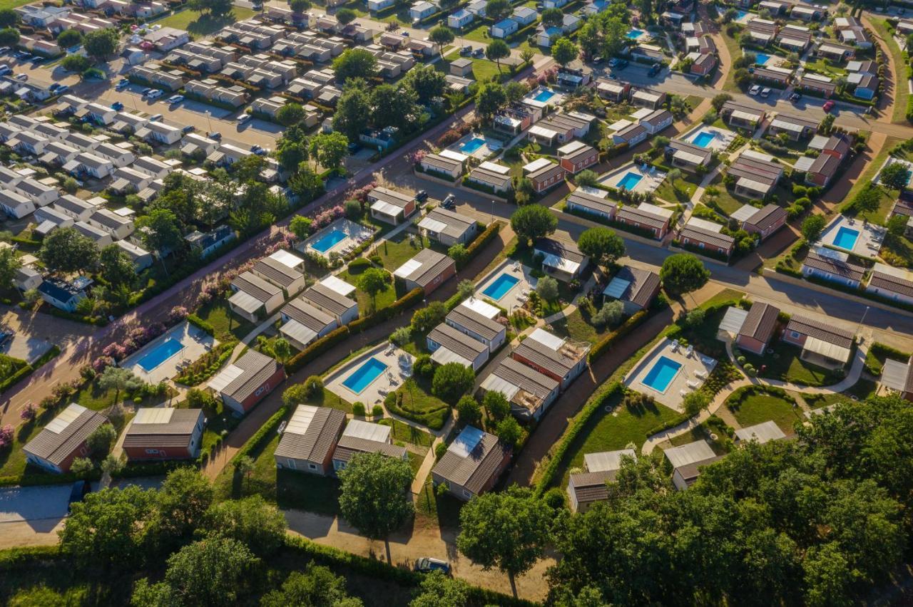 Camping Park Umag Mobile Homes Karigador Exteriör bild