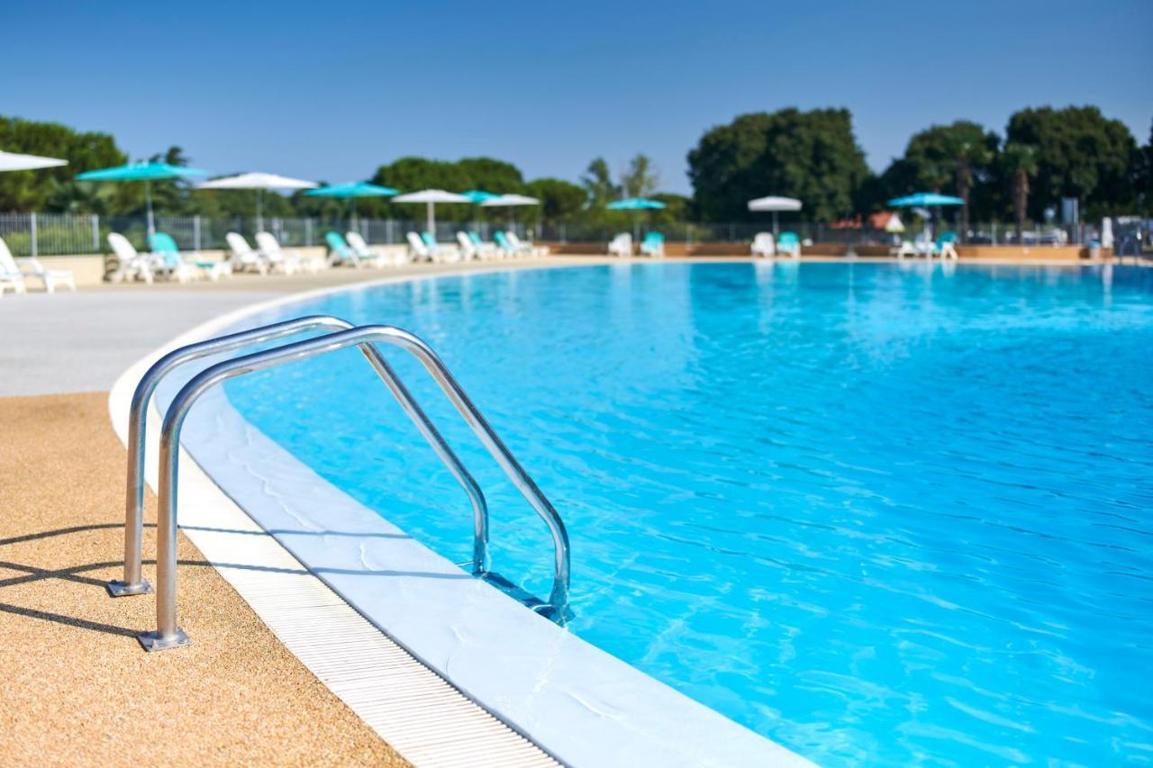 Camping Park Umag Mobile Homes Karigador Exteriör bild